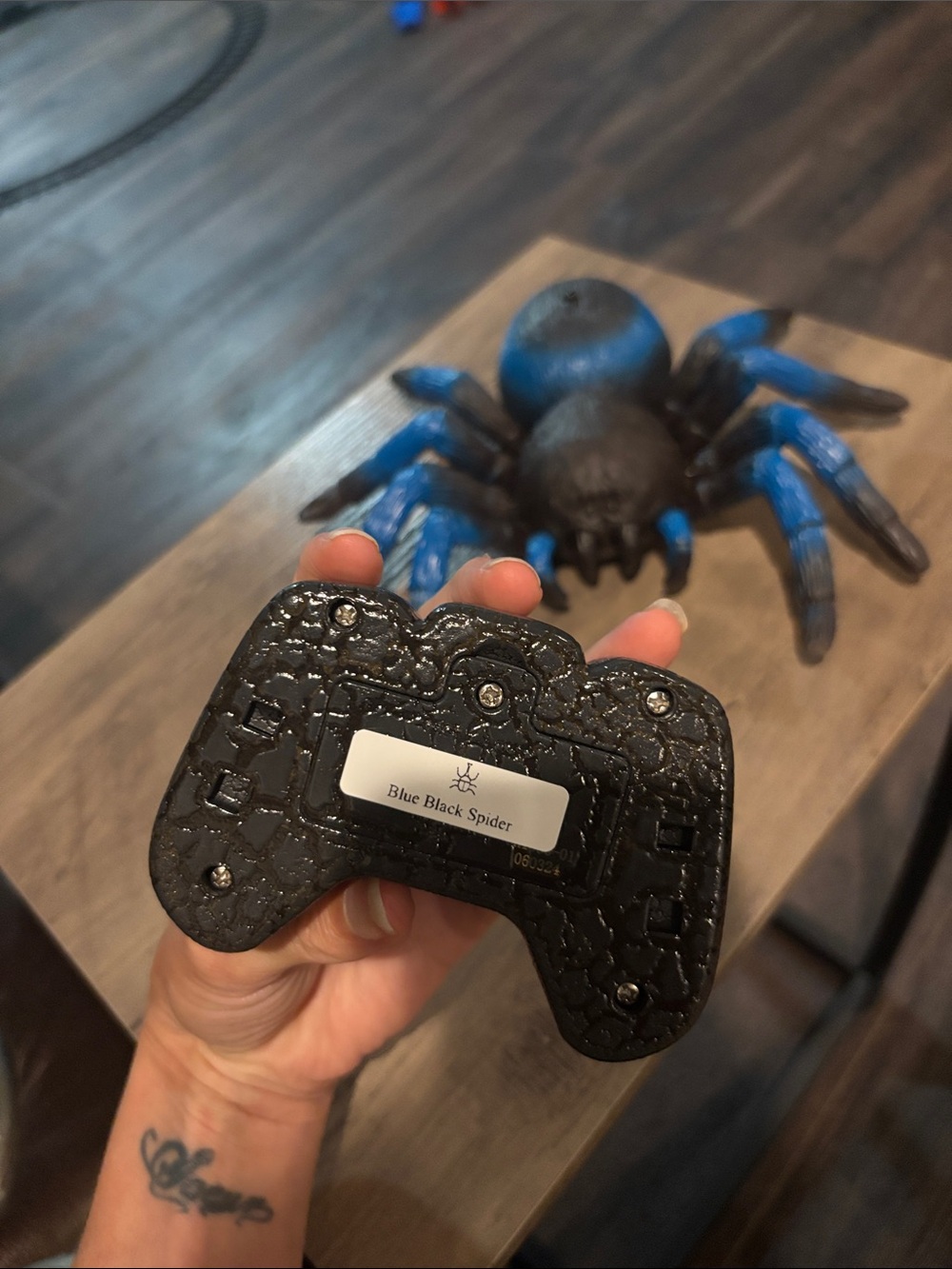 Remote Tarantula Spider - Picture 9 of 10